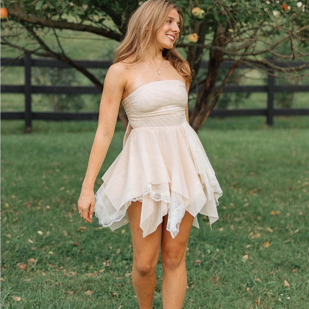 Elegant Cream Strapless Dress